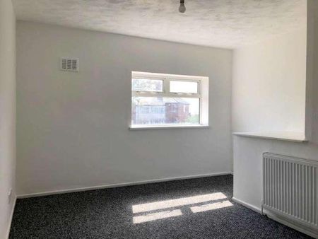 Mossland Road, Longton, ST3 - Photo 3