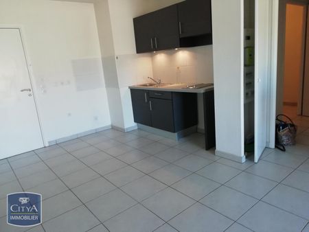Location Appartement 2 pièces 42m² ARLES 13200 - Photo 2