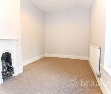 2 bedroom semi-detached house to rent - Photo 6