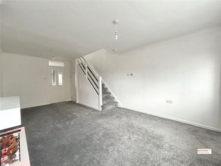 2 bedroom terraced house to rent - Photo 4
