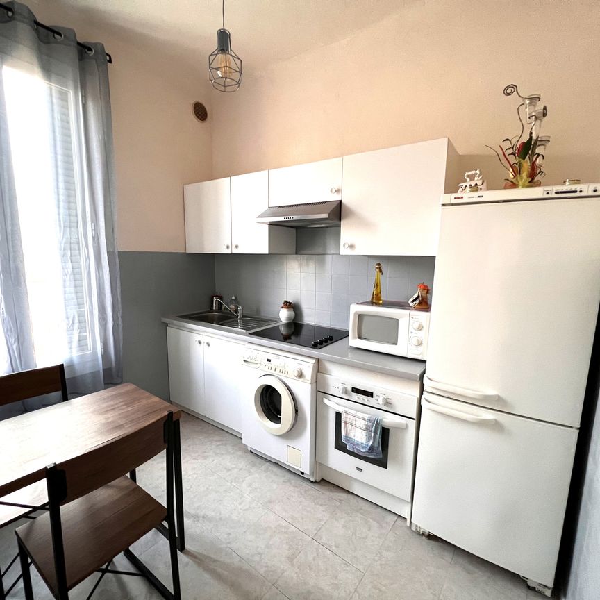 A LOUER STUDIO PARC IMPERIAL - Photo 1