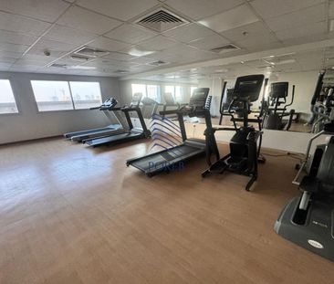 Balcony | Furnished | Spacious - Photo 2