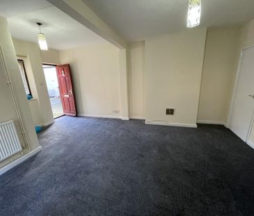 1 bedroom ground floor flat to rent - Photo 5