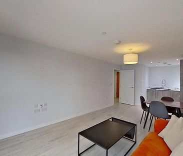 2 bedroom flat to rent - Photo 2