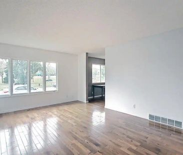 3 Bed + Finished Basement & Separate Entrance — 3 Bedrooms House - Photo 1