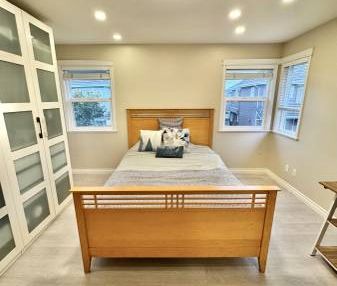 Modern, Quiet, Private 1-Bedroom w/Kitchen Near Terra Nova, Seafair - Photo 1