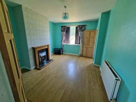 2 bedroom terraced house to rent - Photo 2