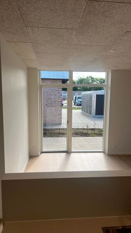 NYBYGGET, ENERGIVENLIGE OG MODERNE RÆKKEHUSE TIL LEJE PÅ JOHAN DEN MILDES VEJ - Foto 2