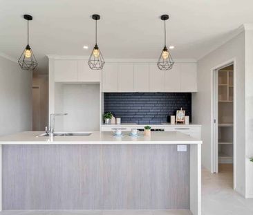 Stunning Home in Paerata - Photo 1