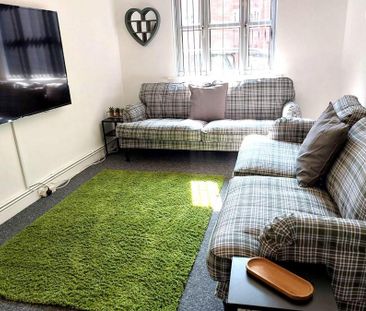 6 bedroom private hall to rent - Photo 2