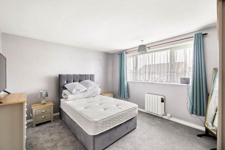 2 bedroom semi-detached bungalow to rent - Photo 5