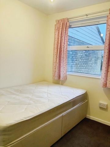 5 bedroom terraced house to rent - Photo 5