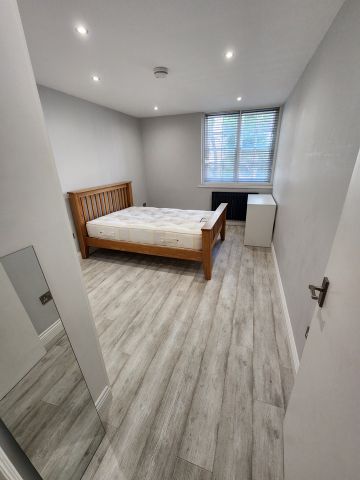 2 Bed Flat, Judd Street, WC1H - Photo 2