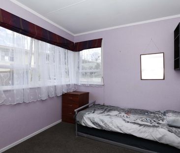 Family Home in Pukete - Photo 6