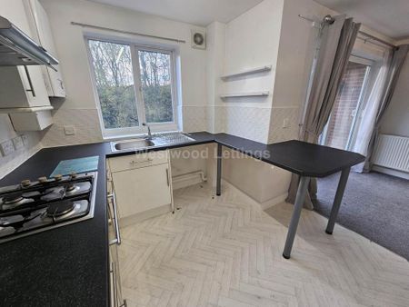 2 bedroom apartment to rent - Photo 2