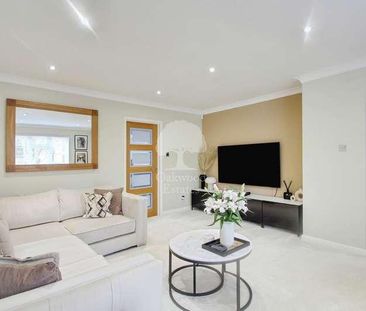 Holmlea Road, Datchet, SL3 - Photo 3