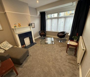 3 bedroom terraced house to rent - Photo 5