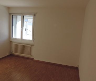 Rue de l'Eclair 14 - appartement 2ème étage Est - Photo 3