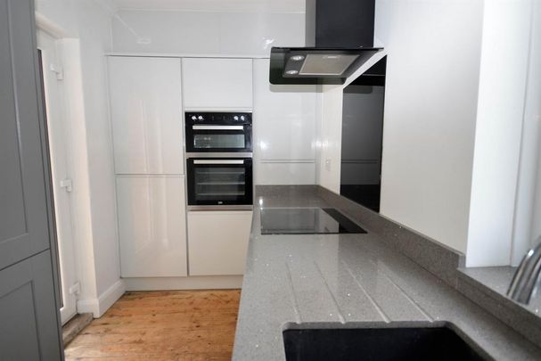 3 bedroom semi-detached house to rent - Photo 1