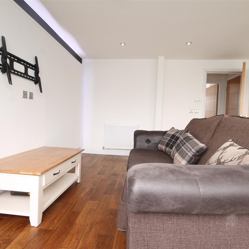 Lansdowne Court, Gosforth - Photo 1