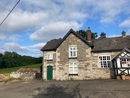 School House, Llanelidan - Photo 3