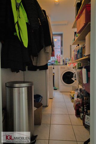 Ruim appartement met 2 kamers en gesloten garagebox - Foto 4