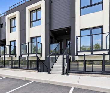 For Lease - 6638 Mcleod Road Unit# #311, Niagara Falls, Ontario - Photo 4