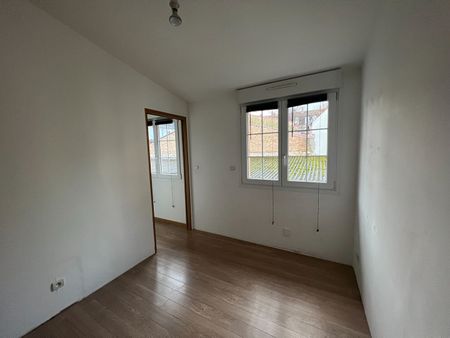 Location Maison 2 pièces 66m² - Photo 4
