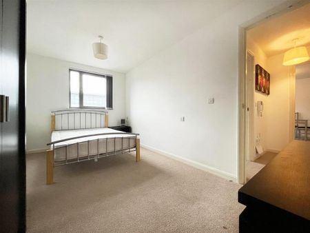 2 bedroom apartment to rent - Photo 4