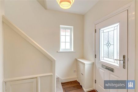 3 bedroom semi-detached house to rent - Photo 4