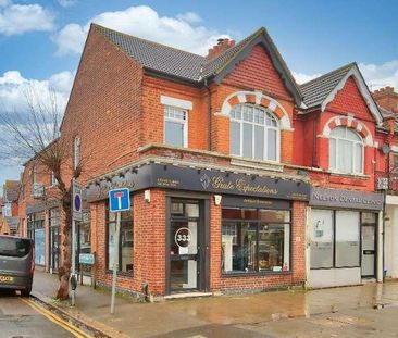 Chatsworth Avenue, Wimbledon Chase, SW20 - Photo 5