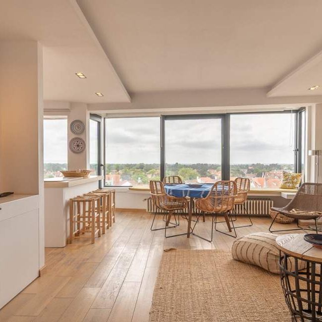 Appartement te huur in Knokke voor € 2.500 met 2 slaapkamers - Photo 1