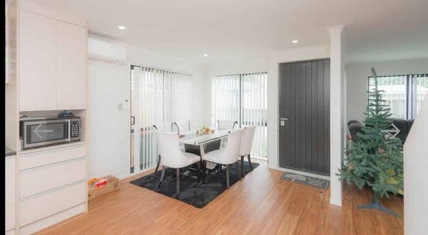 Comfort Space & Style! - Photo 1