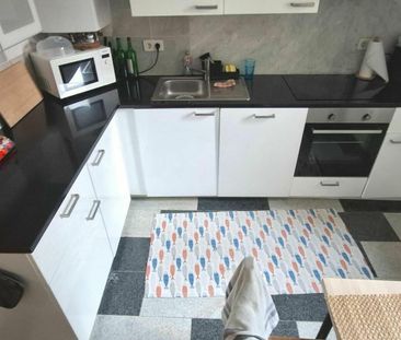 Gemütliche 3-Zimmer Wohnung (getrennt begehbar) mit Garage in Hietzing - Photo 1