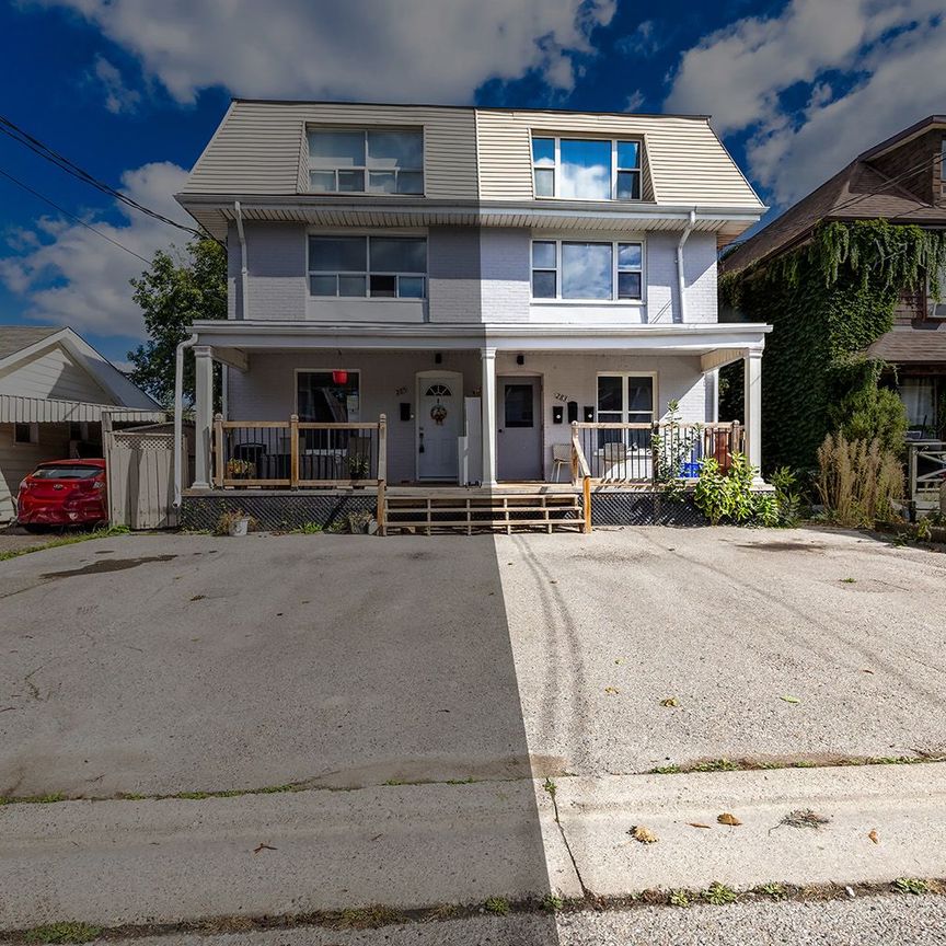 For Lease - 283 Jarvis Street Unit# Mainfloor, Oshawa, Ontario - Photo 1