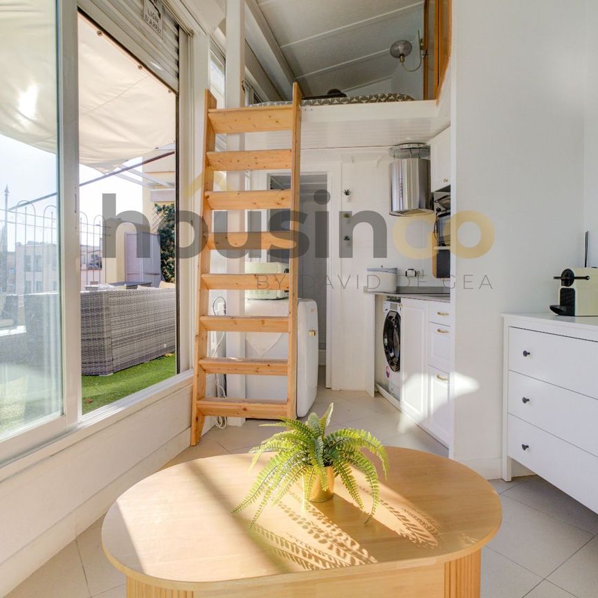 PENTHOUSE FOR RENT IN AVENIDA MENÉNDEZ PELAYO - Photo 1