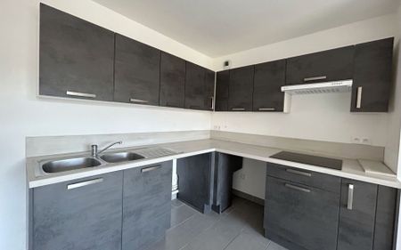 Appartement à louer 2 pièces • 77,90 m2 Sérignan - Photo 3