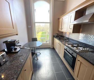2 bedroom property to rent - Photo 6