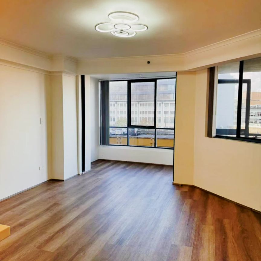 2 bed 2 bath - Photo 1