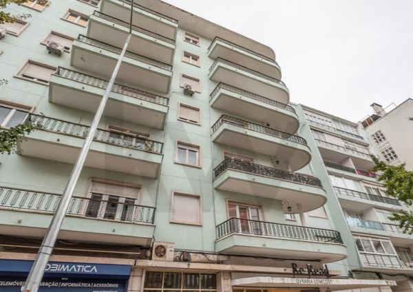 Apartamento T3 em Lisboa