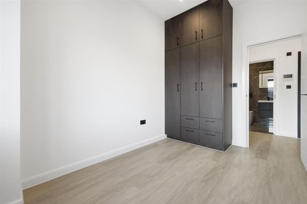 Headgate, Colchester - Photo 1