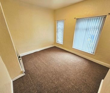 Norton Avenue, Longsight, Manchester, M12 - Photo 1