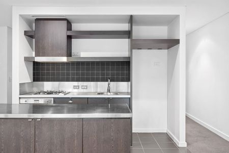 202/4 Chapel Mews SOUTH YARRA - Photo 4