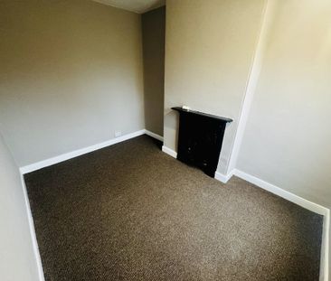 Cromwell Road, Rushden - Photo 3