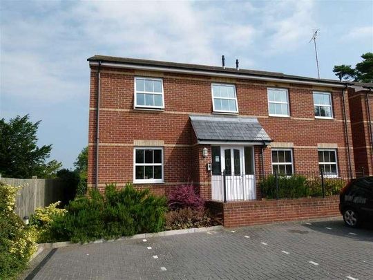 Mansell Court, Whitchurch, RG28 - Photo 1