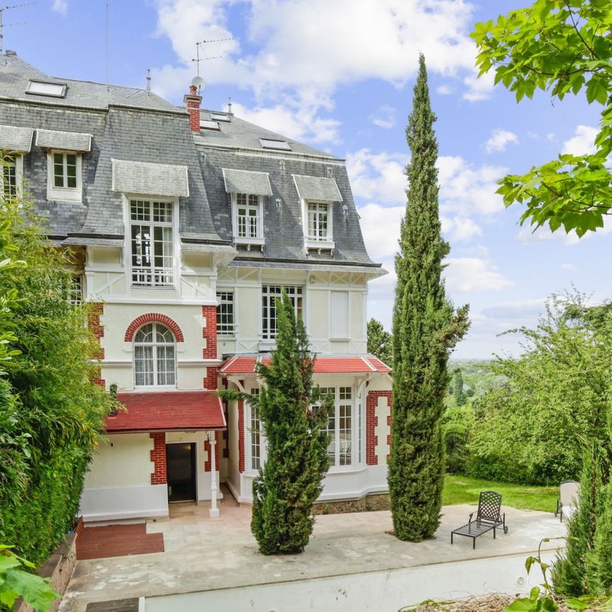 Location Maison de luxe Louveciennes 11 Pièces 413 m² - Photo 1