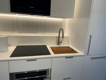 For Lease - 1 Fairview Rd Street Unit# 204, Mississauga, Ontario - Photo 2