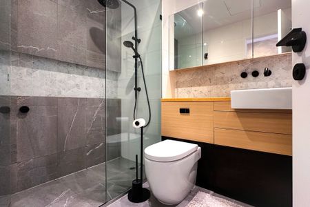 Thinking of selling? Contact our agent - Photo 3