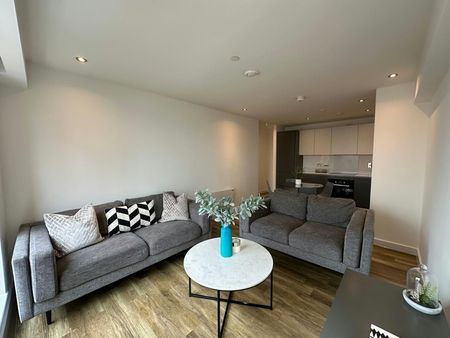 2 bedroom apartment - Photo 4