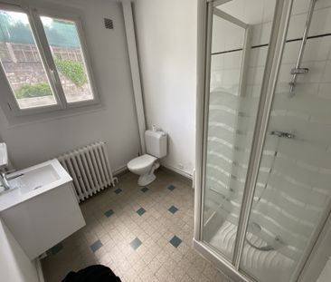 A LOUER - Boulevard Auger - T1 de 37.16m² avec cave et balconnet - Photo 5